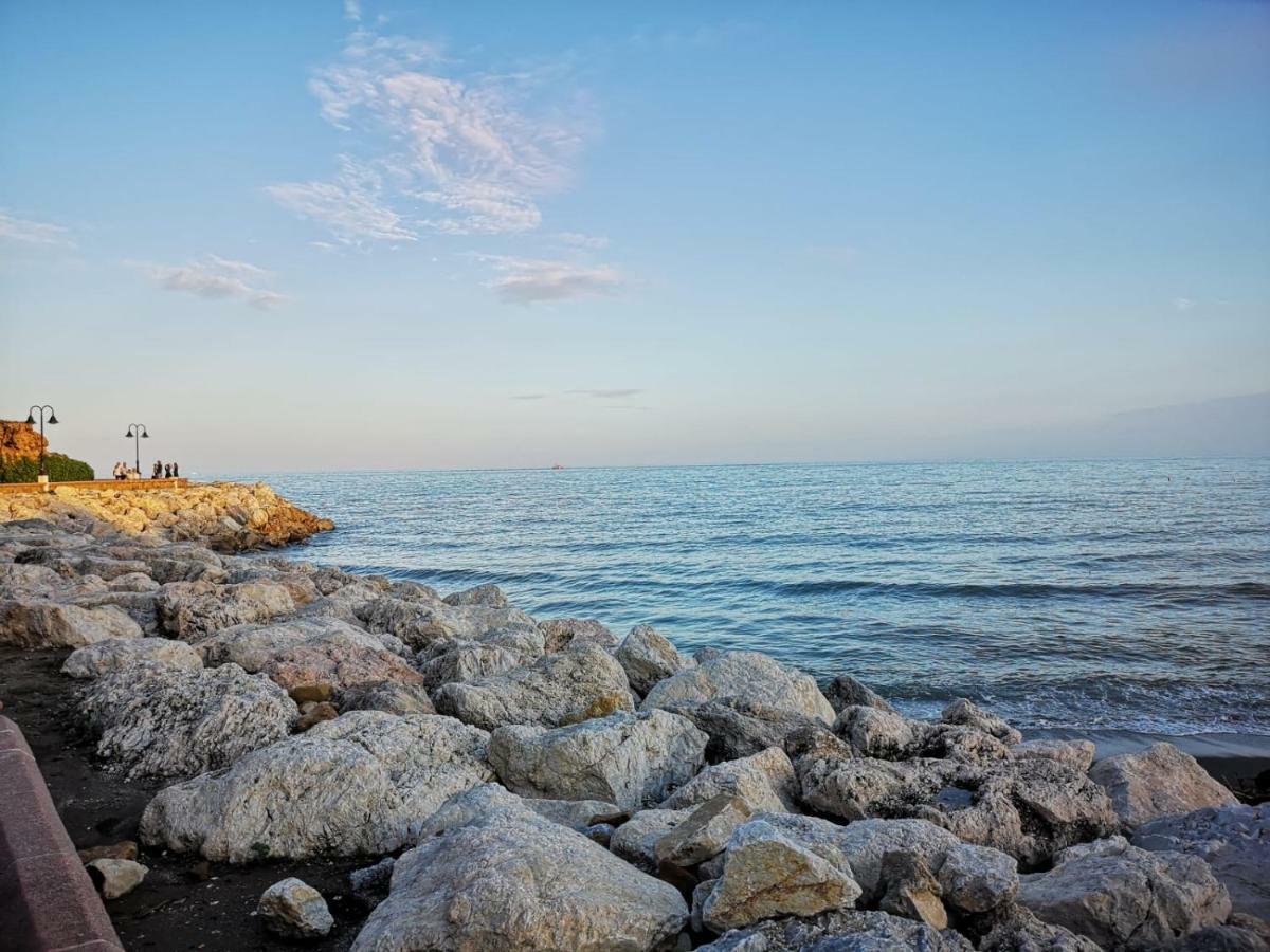 Torre De La Roca Industrial69 Διαμέρισμα Τορρεμολίνος Εξωτερικό φωτογραφία
